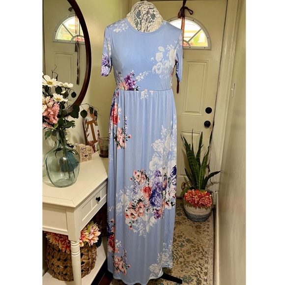 Sky blue pretty floral maxi dress with POCKETS - Picture 1 of 4